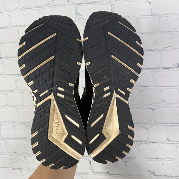 Brooks Revel 5 Women Size 9.5 Black Snow Leopard Running Gym Shoes - Picture 8 of 13